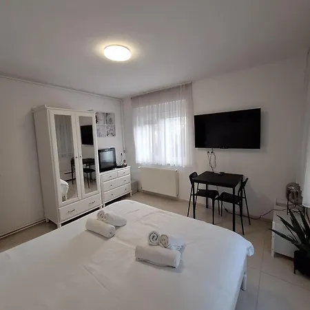 Comfort Remiza - Free Private Parking - Self Check-in * Zagreb